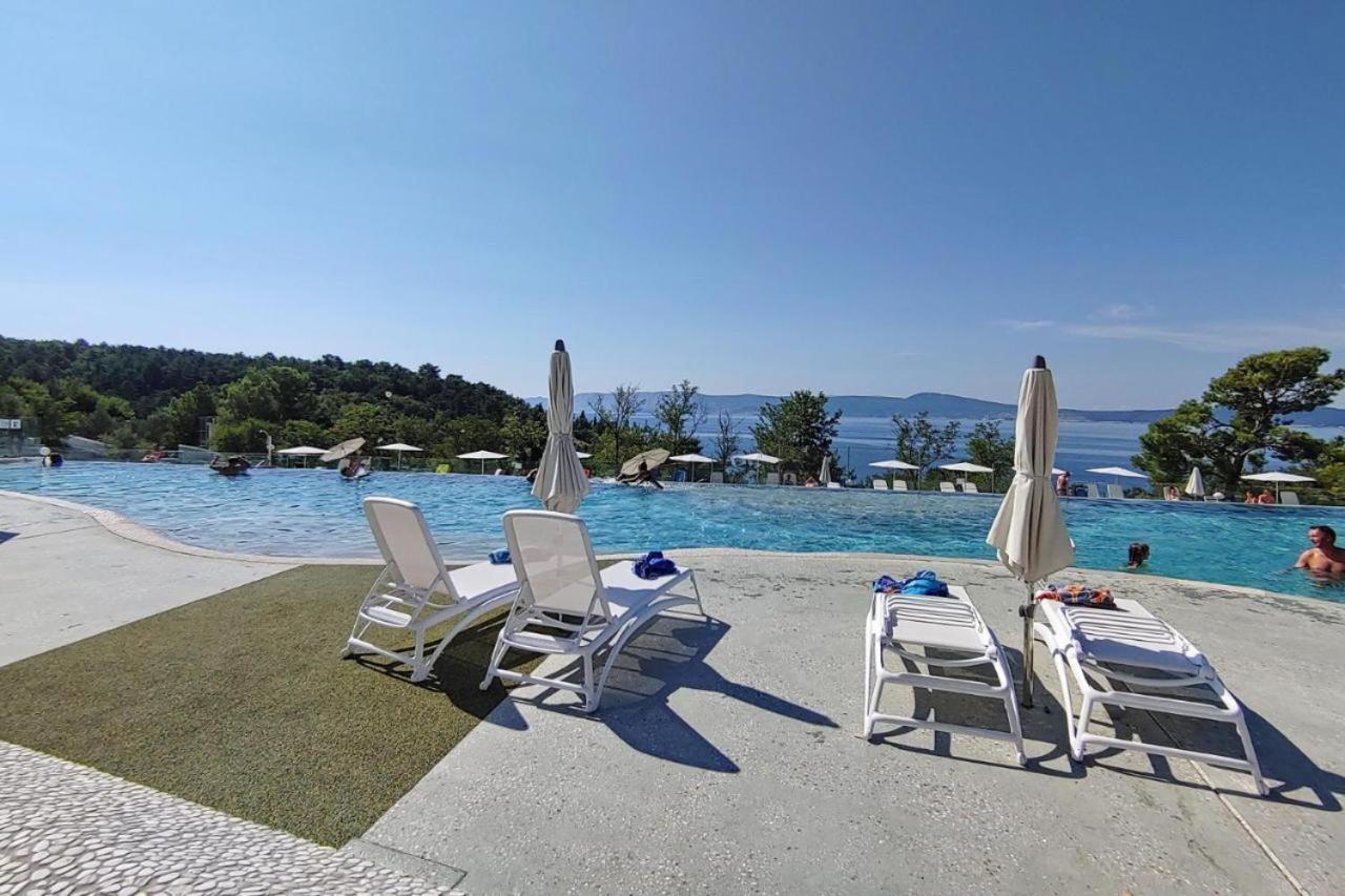 Sea House Pool & Jacuzzi, Bikes, Sup - Privilege Point Camping & Villas Селце Екстер'єр фото